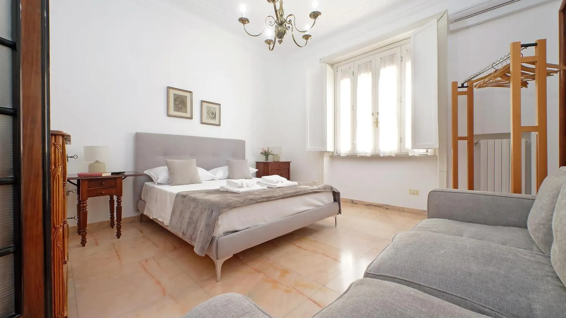 4Bnb - Spacious Gracchi Apartment Rome