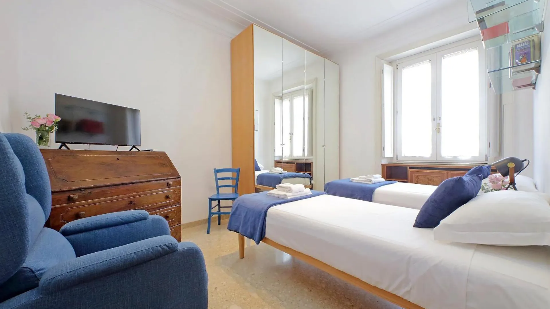 4Bnb - Spacious Gracchi Apartment Rome Italy